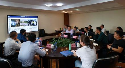 江新華一行赴成都調研